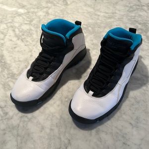 Jordan 10 White, black, Dark Powder blue. Barely worn, excellent condition.